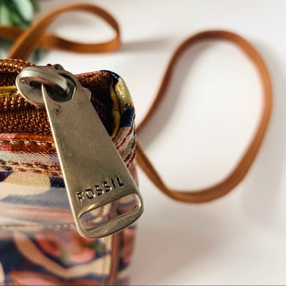 Fossil Key-Per Mini Crossbody Purse Multicolor Mod Floral Geometric Shoulder Bag - Picture 4 of 6